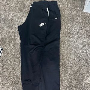 Nike sweats bundle